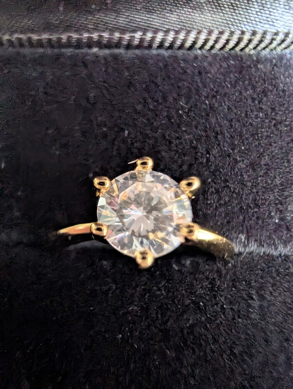 3 carat round brilliant cut Moissanite solitaire engagement ring ๐โ๏ธ๐ - Picture 12 of 12